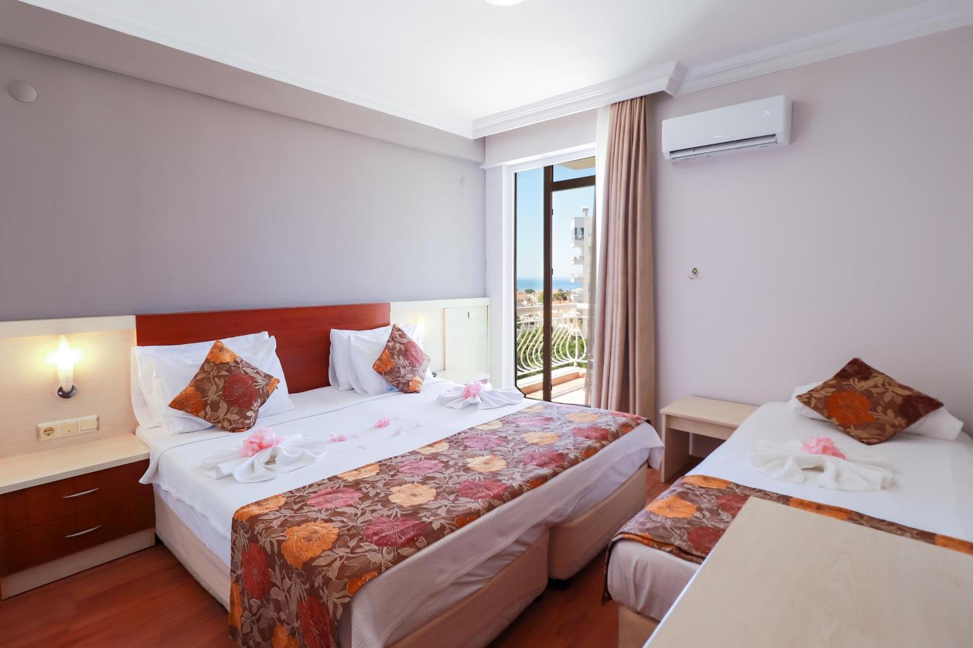 Lara Dinc Hotel Antalya Eksteriør bilde
